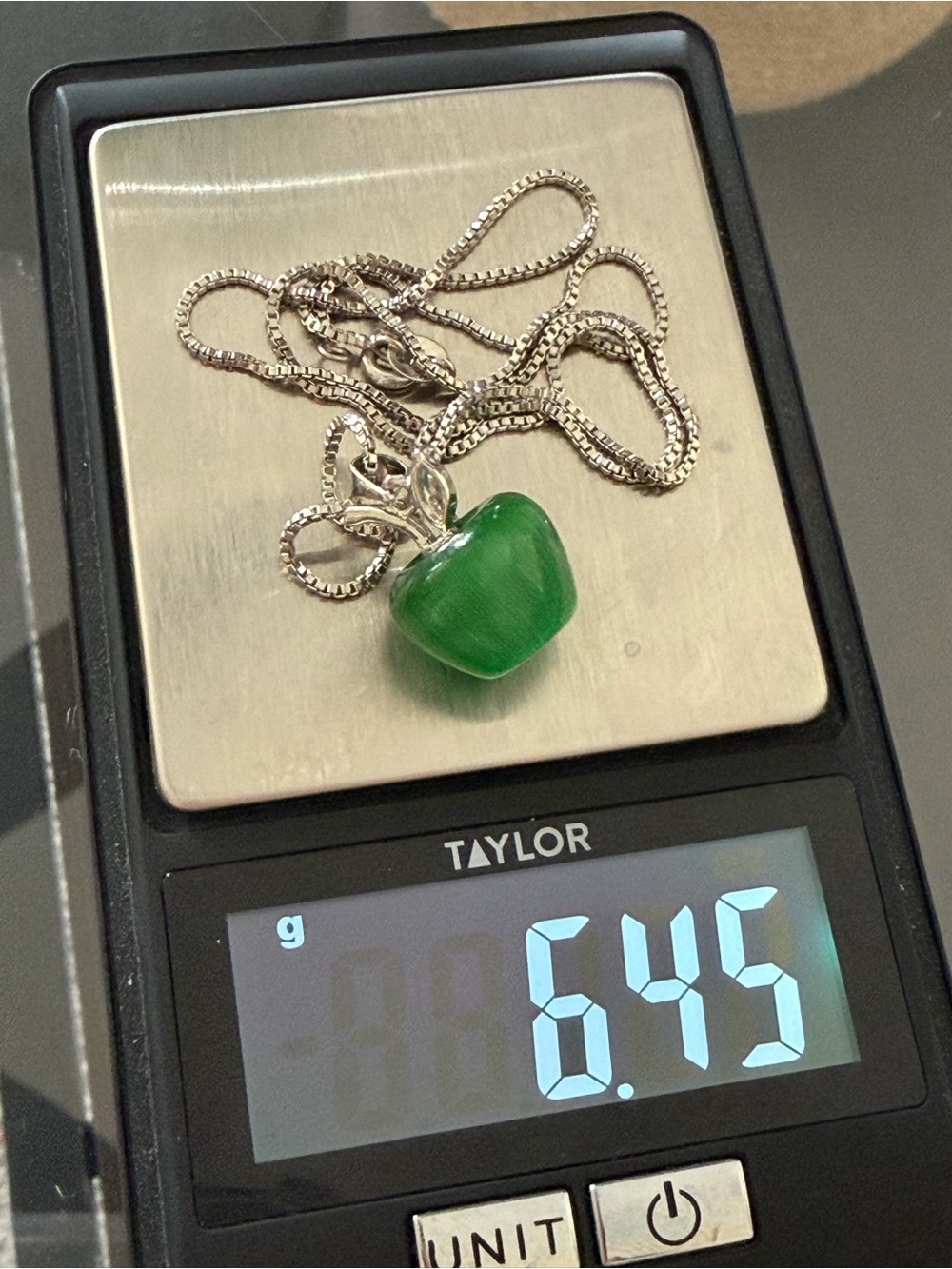 Sterling silver jade apple necklace